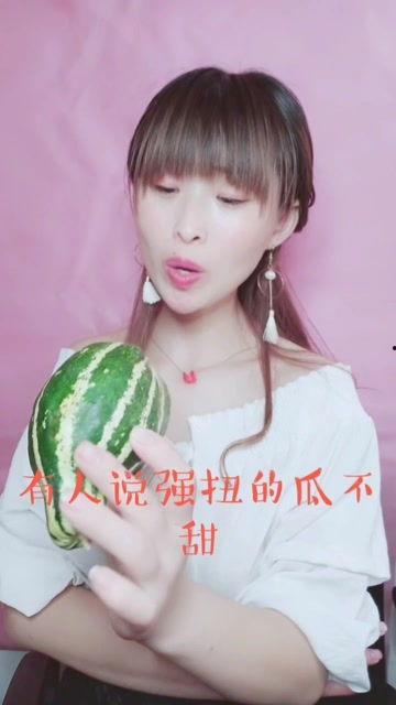 娱乐吃瓜酱上头,上头瞬间，揭秘娱乐圈那些不为人知的秘密