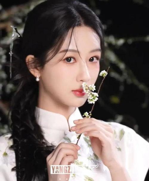 吃瓜娱乐说杨紫肖战,娱乐圈的甜蜜瓜田