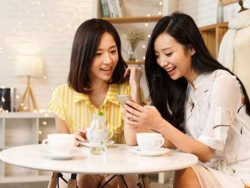 娱乐吃瓜酱当你介绍闺蜜男友,揭秘娱乐圈的甜蜜秘密