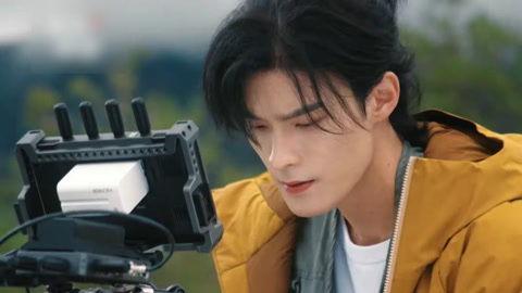 娱乐明星吃瓜解说视频